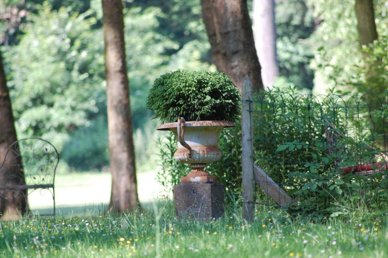 Gite Dans Un Domaine Historique 谢夫勒斯 外观 照片